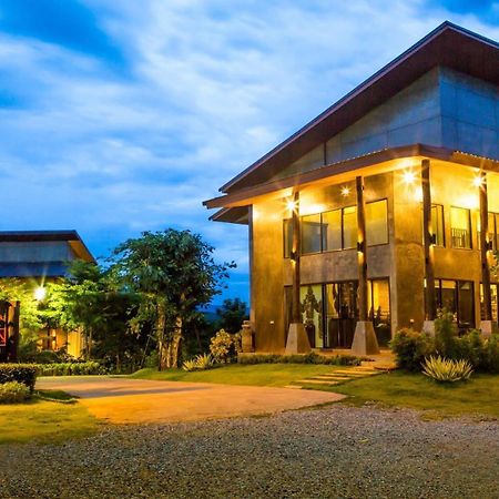 Baan Pailyn Resort Lamphun Li Luaran gambar